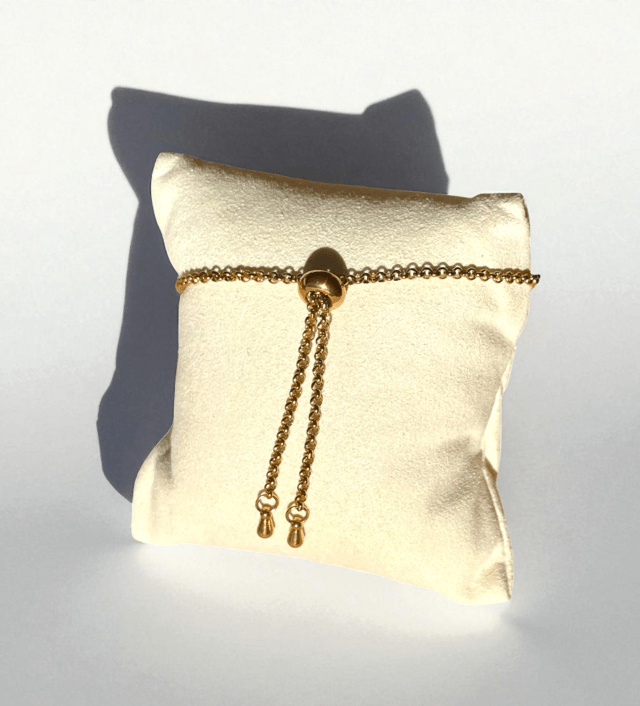 Bracelet à chaîne fine blanc cassé